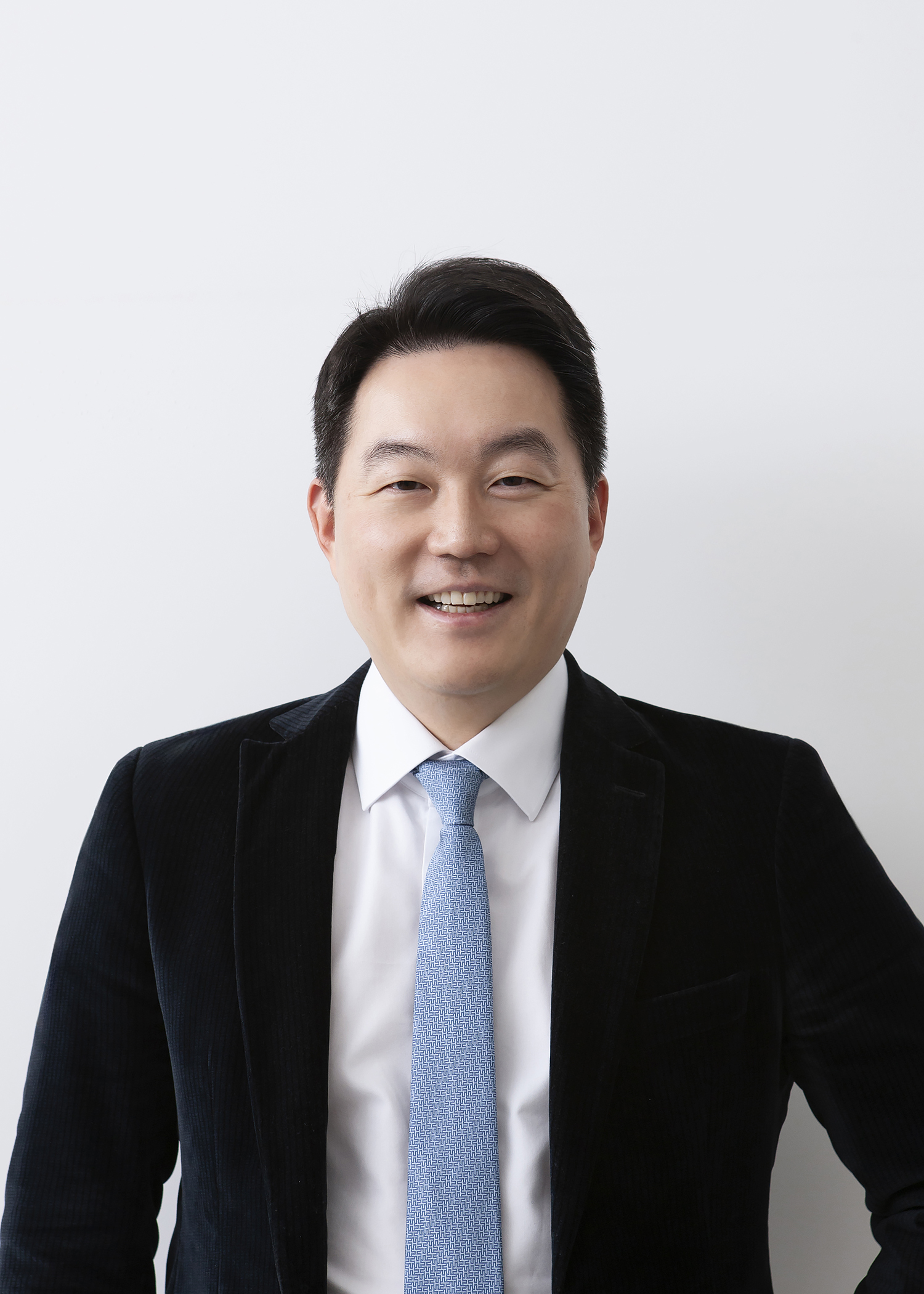 고영일